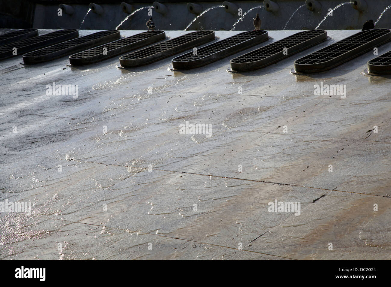 Brunnen am Bahnhof in Florenz, Santa Maria Novella tran Stockfoto