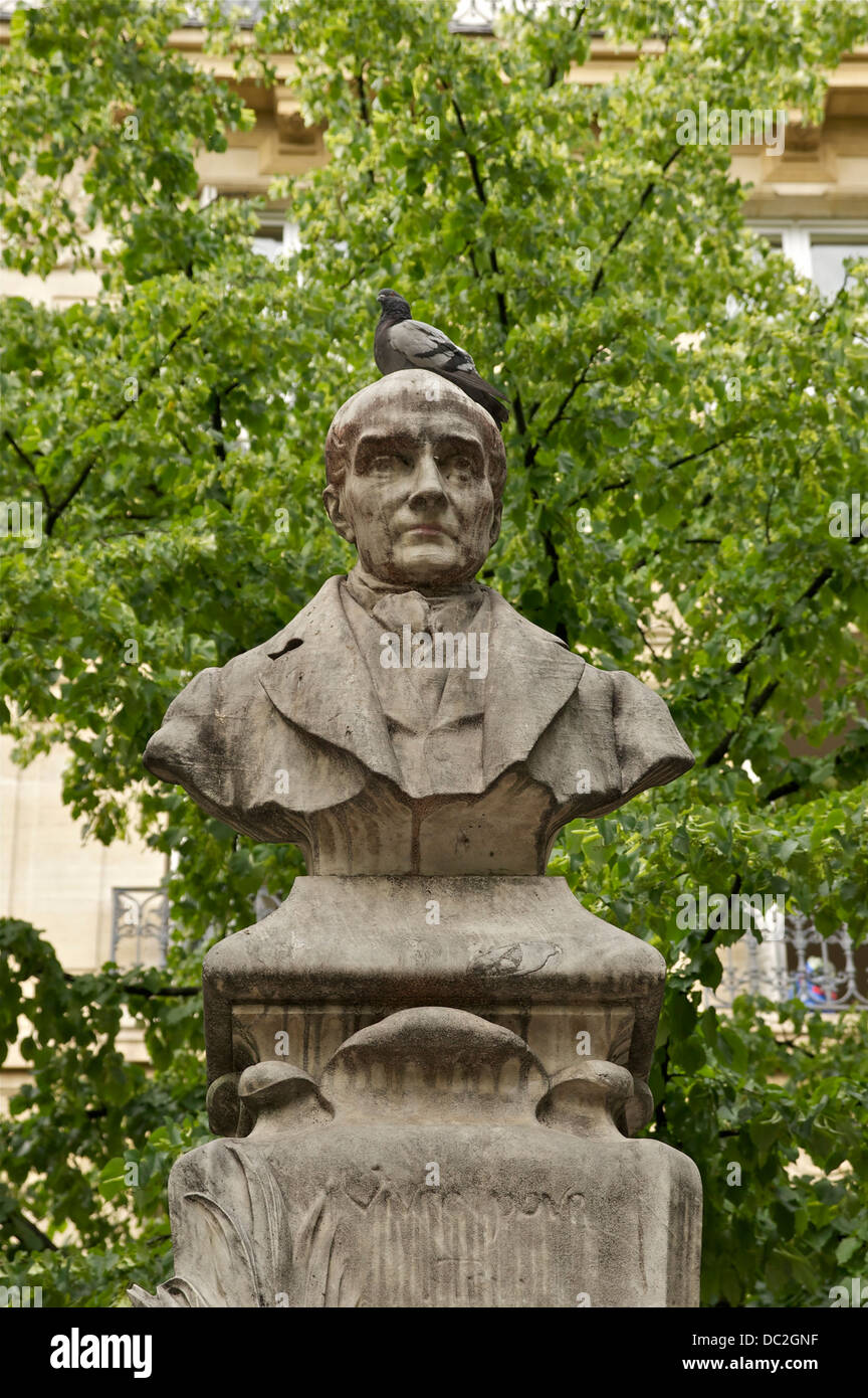 Die Büste, Teil des Denkmals von Auguste Comte, durch Jean-Antoine Injalbert, 1902. Platzieren Sie De La Sorbonne, Paris. Stockfoto