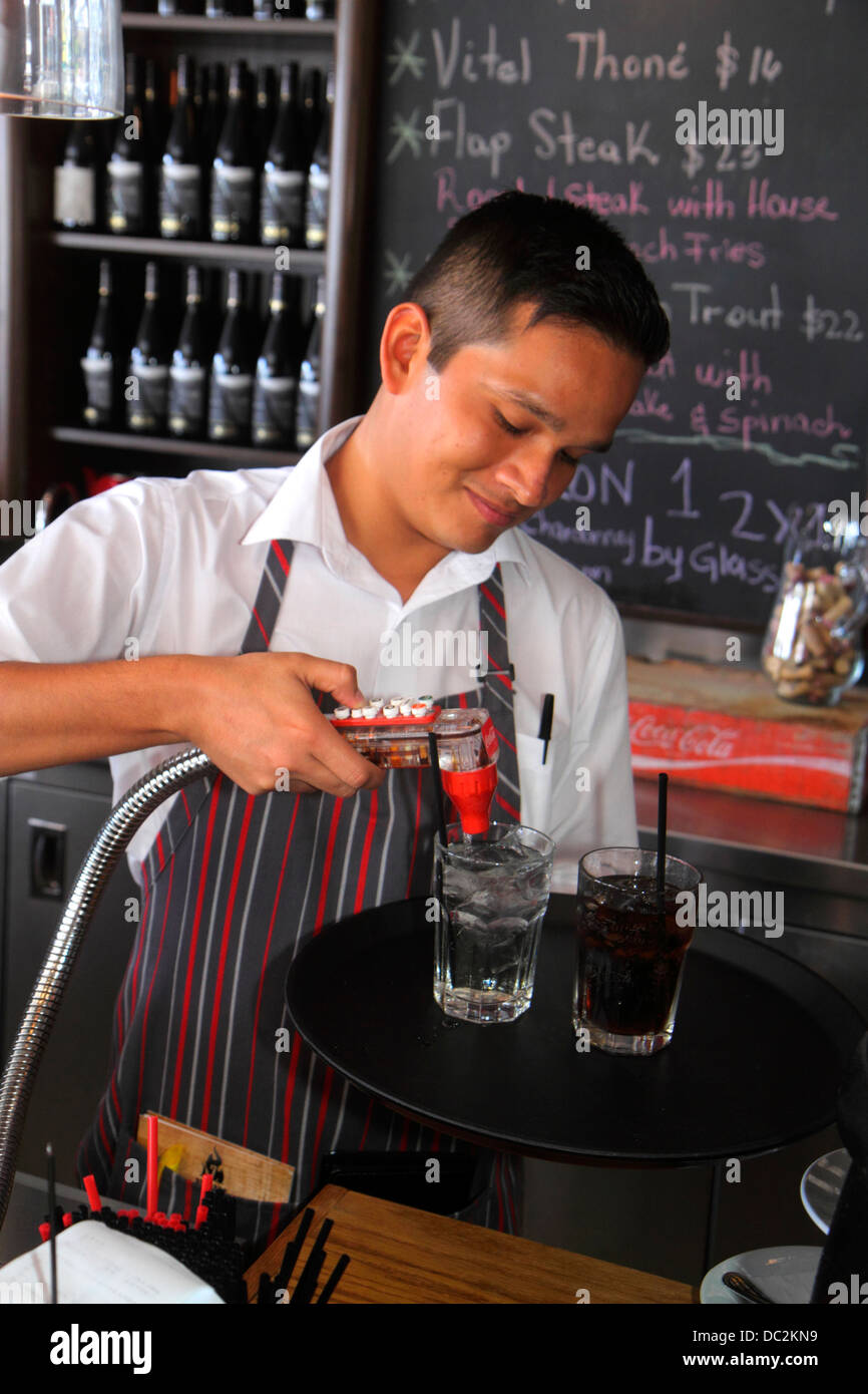 Florida Pembroke Pines, Fort Ft. Lauderdale,7 Pecados,Restaurant Restaurants Essen Essen Essen Essen Cafe Cafés,Küche,Essen,argentinische Küche,Hispanic ethnic man m Stockfoto