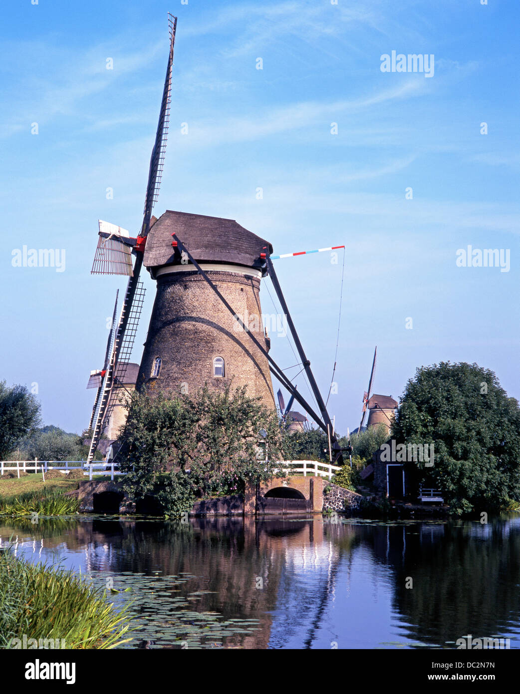 Windmühlen von Kinderdijk, Holland, Niederlande, Europa. Stockfoto