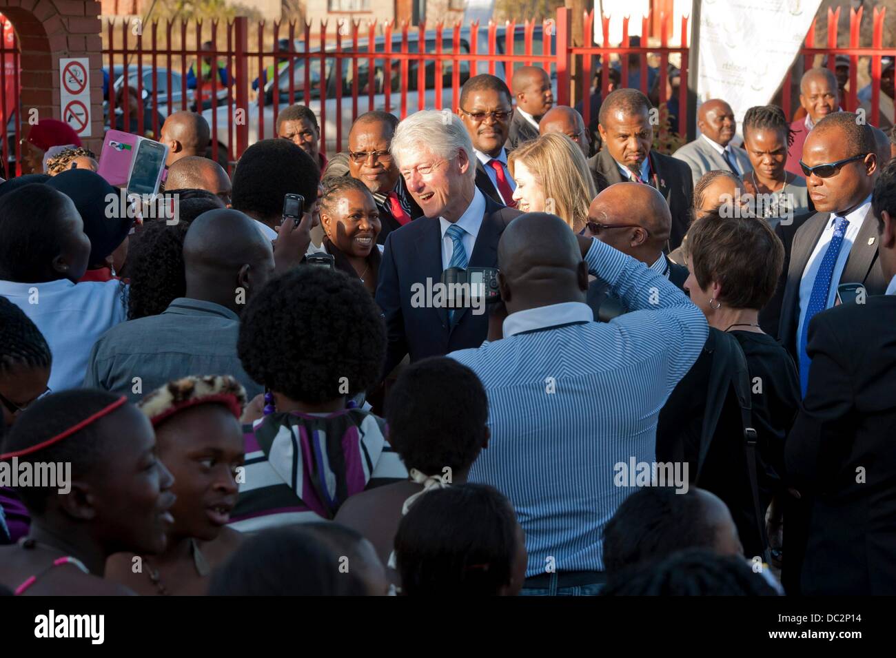 Johannesburg, Südafrika. 7. August 2013.  Ehemaliger Präsident der USA Bill Clinton besucht die Clinton Foundation Projekte am 7. August 2013, in Johannesburg, Südafrika. Brendan Croft/Foto24/Gallo Images /Alamy Live-Nachrichten Stockfoto