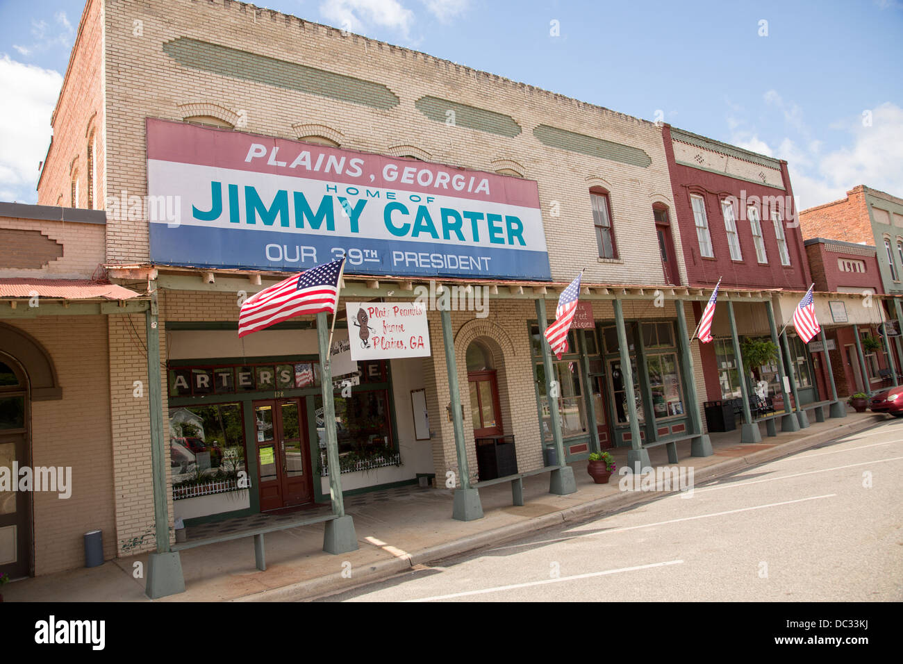 Main Street und ehemaligen Carter Erdnuss Lager 6. Mai 2013 in Plains, Georgia. Stockfoto