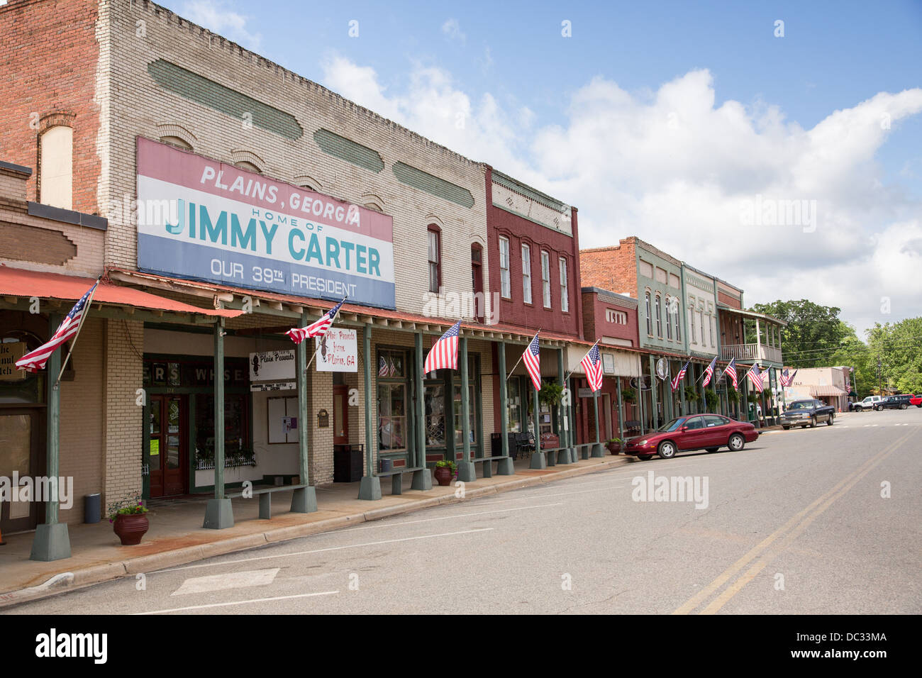 Main Street und ehemaligen Carter Erdnuss Lager 6. Mai 2013 in Plains, Georgia. Stockfoto