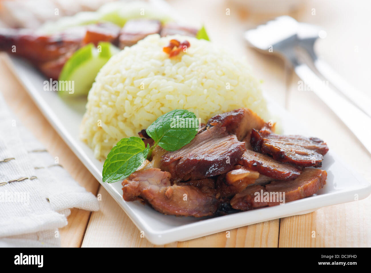 Charsiu Schweinefleisch chinesisch-bezogene gegrilltes Schweinefleisch Reis. Beliebter kantonesischen Küche. Hong Kong-Küche. Stockfoto