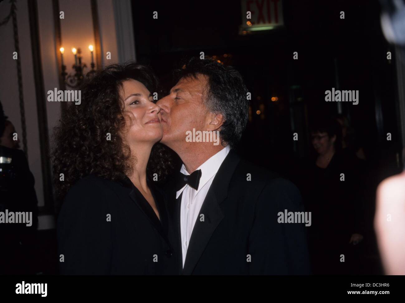 DUSTIN HOFFMAN mit Frau Lisa.American Museum des bewegten Bilder Grüße Dustin Hoffman im Waldorf Astoria in New York 1998.k11728smo. (Kredit-Bild: © Sonia Moskowitz/Globe Photos/ZUMAPRESS.com) Stockfoto