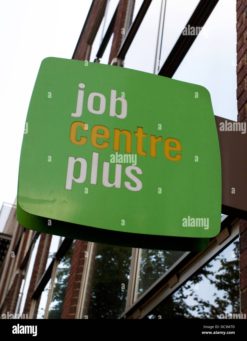 Melden Sie Jobcentre Plus in Southwark, London an Stockfoto
