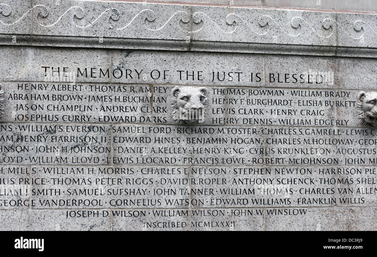 Inschrift auf Robert Gould Shaw Denkmal, Boston, Massachusetts, USA Stockfoto