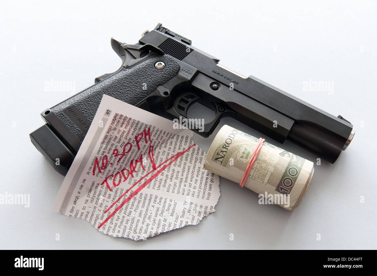 Pistole und Geld Mord-Auftrag Stockfoto