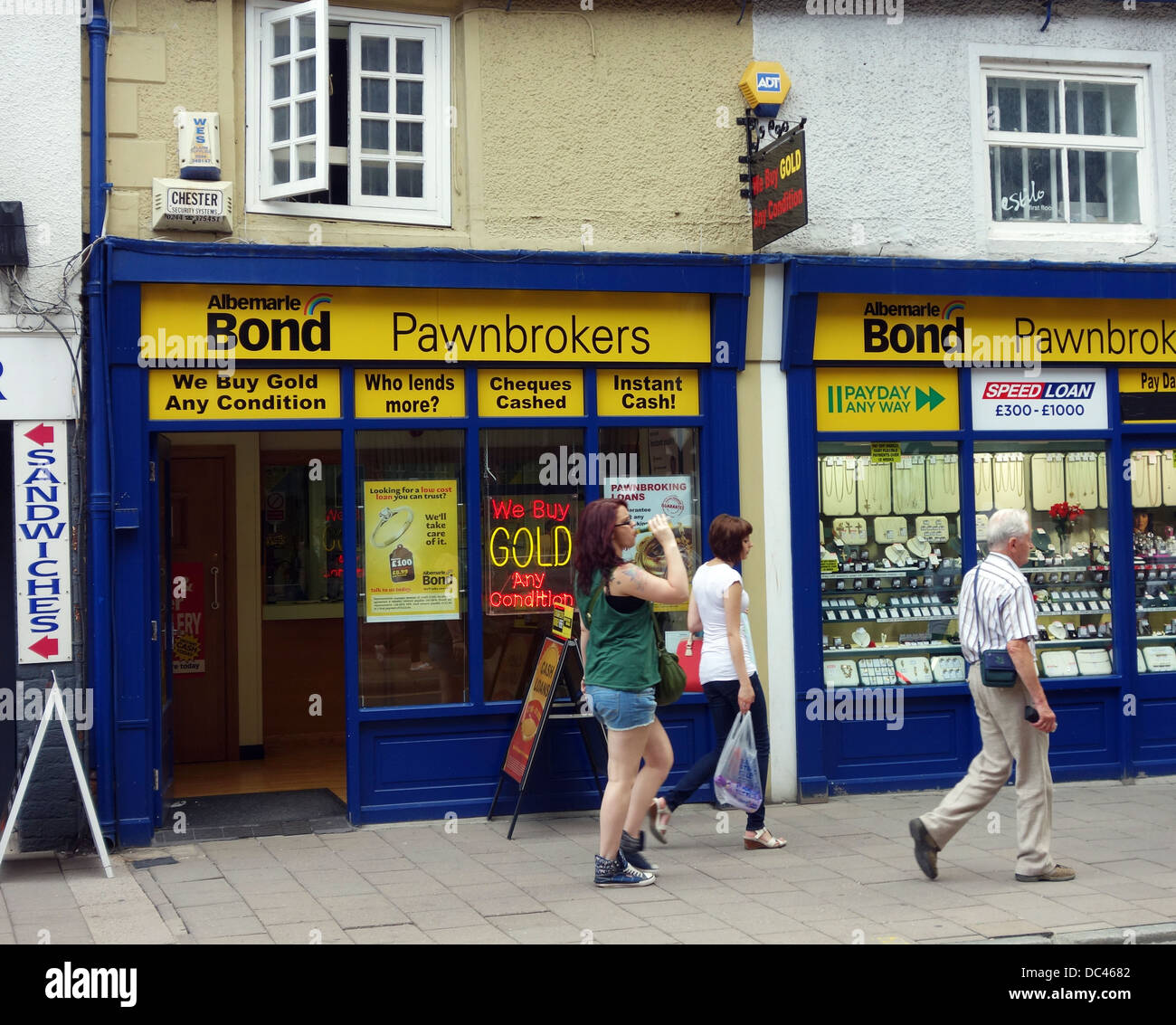 Ein Pfandleiher Shop in Chester, Großbritannien Stockfoto
