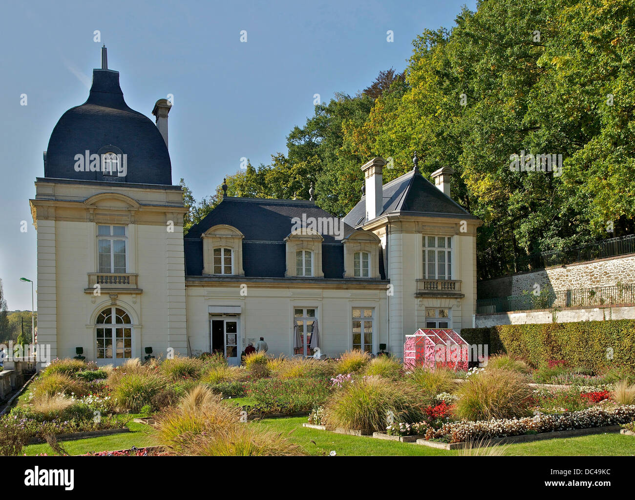 Das "Château de l 'Églantine" (Eglantine Burg) in Jouy-En-Josas, Yvelines, Frankreich. Jetzt das Museum der "Toile De Jouy" (berühmte f Stockfoto