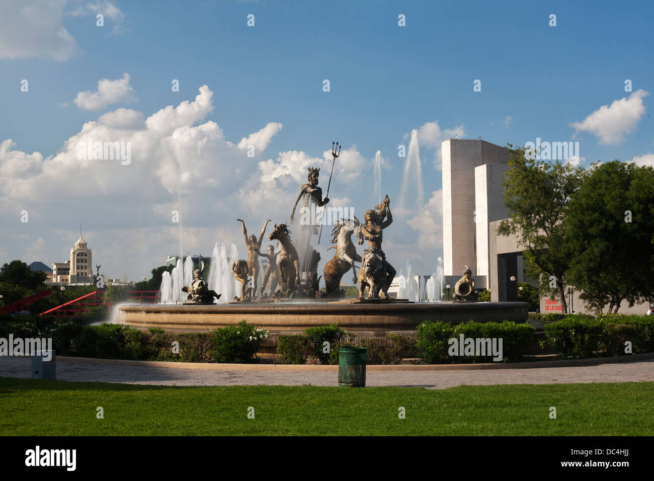 Der Neptunbrunnen in der Macroplaza, Zentrum von Monterrey, Mexiko. Stockfoto