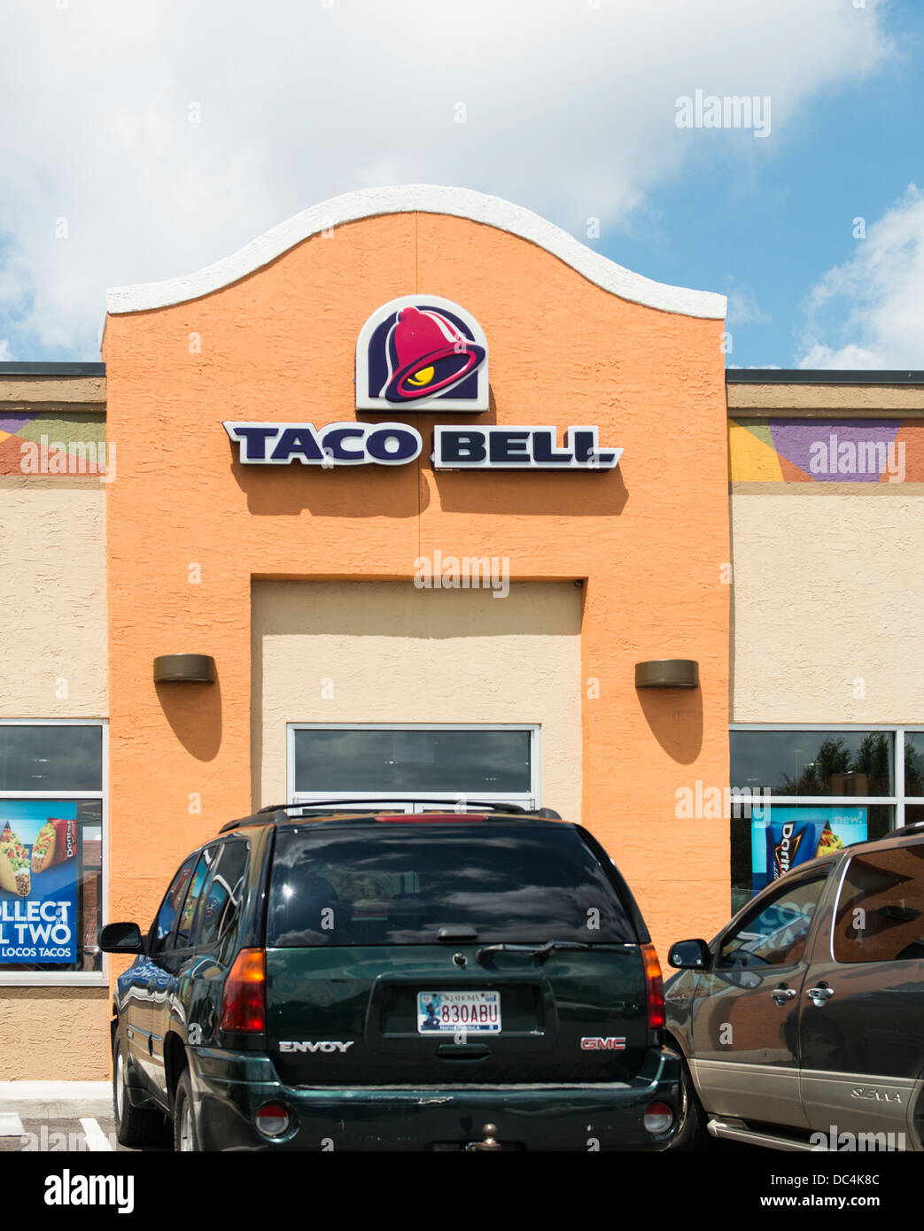 Das Äußere eines fast food Mexikanisch essen Restaurant, Taco Bell, in Oklahoma City, Oklahoma. Stockfoto