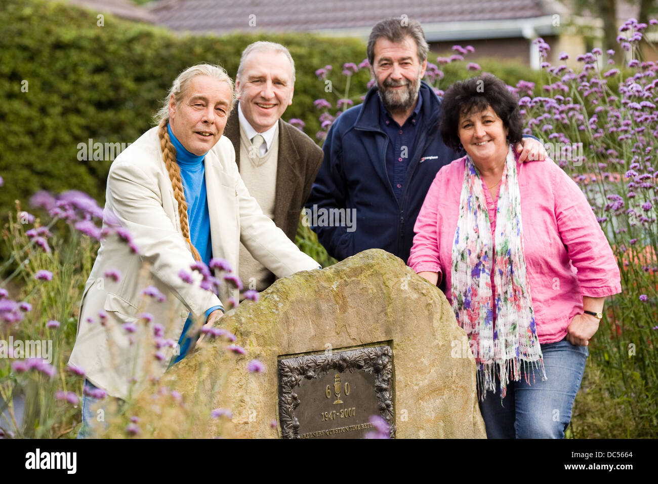 Gardeners Fragestunde L-R-Panel Teammitglieder Bob Flowerdew, Paul Peacock, Eric Robson und Pippa Greenwood Stockfoto