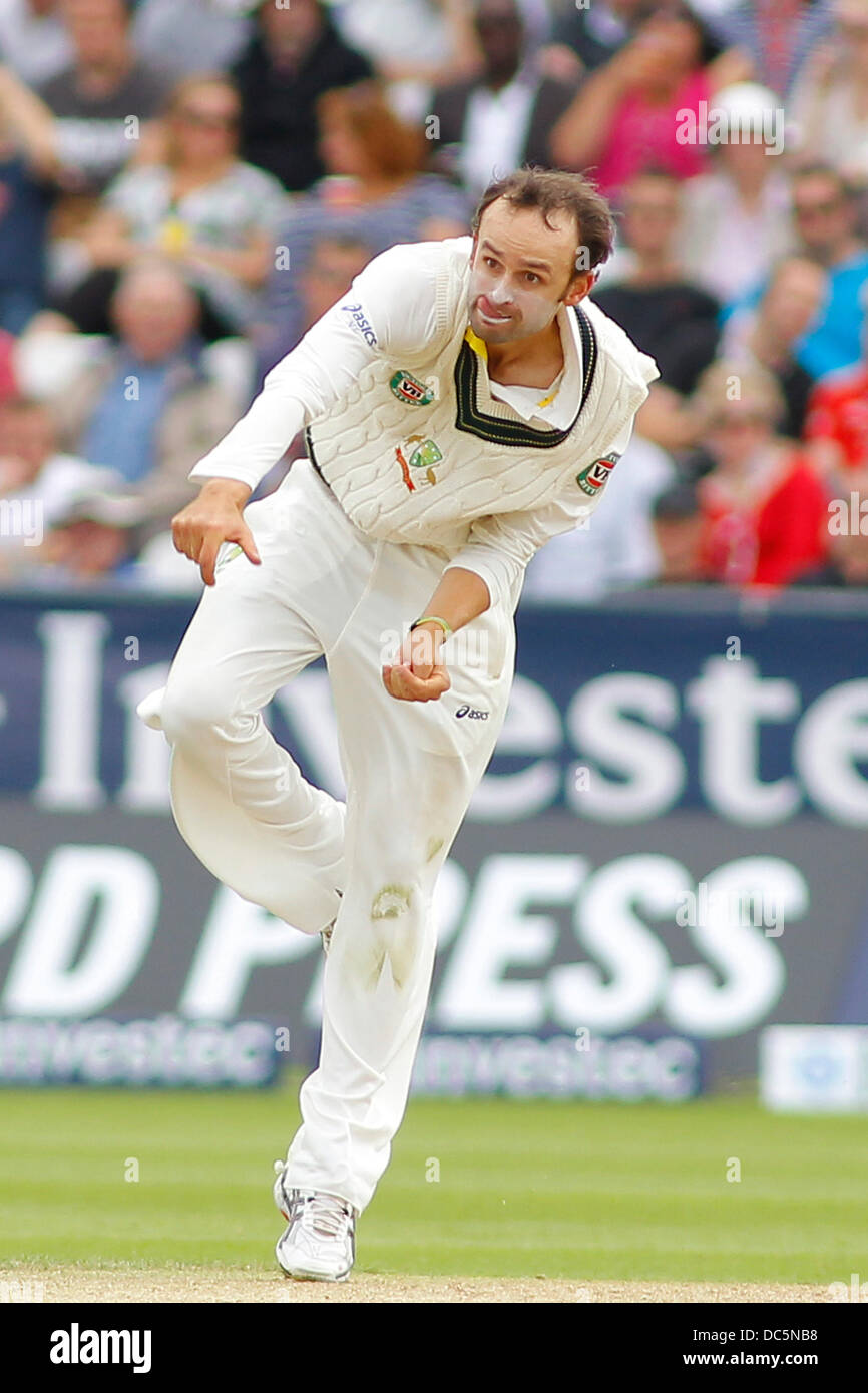 Chester-Le-Street, UK. 9. August 2013. Nathan Lyon während Tag eins der Investec Asche bowling 4. Testspiel im The Emirates Riverside Stadium, am 9. August 2013 in London, England. Bildnachweis: Mitchell Gunn/ESPA/Alamy Live-Nachrichten Stockfoto