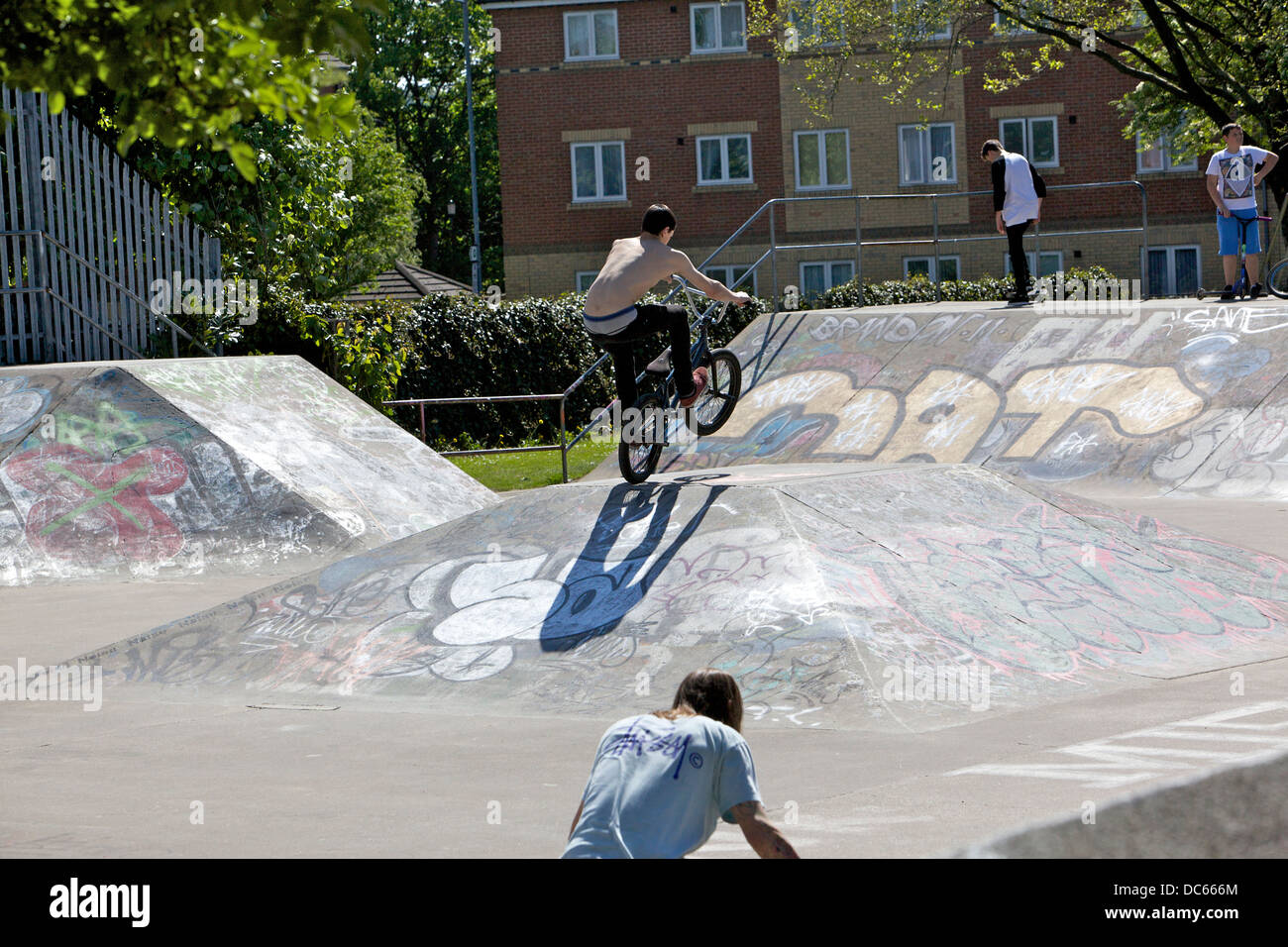 Roller skate Fotos und Bildmaterial in hoher Auflösung Alamy