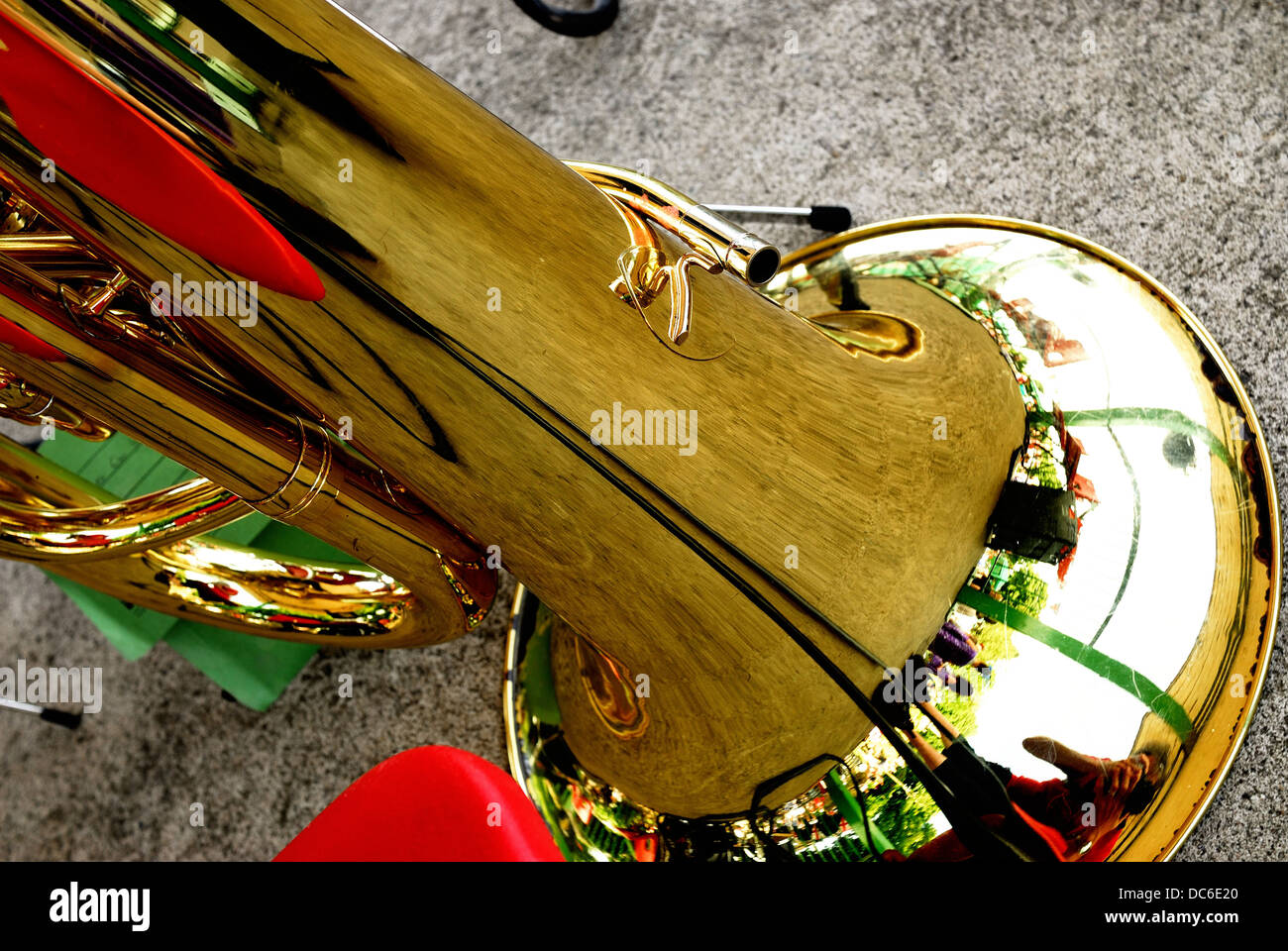 Horn instrument Fotos und Bildmaterial in hoher Auflösung Alamy