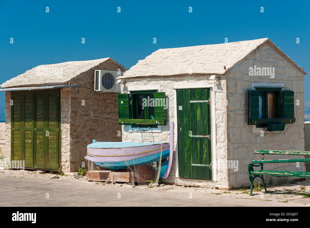 Fischerhütten in Sutivan Port, Kroatien Stockfoto