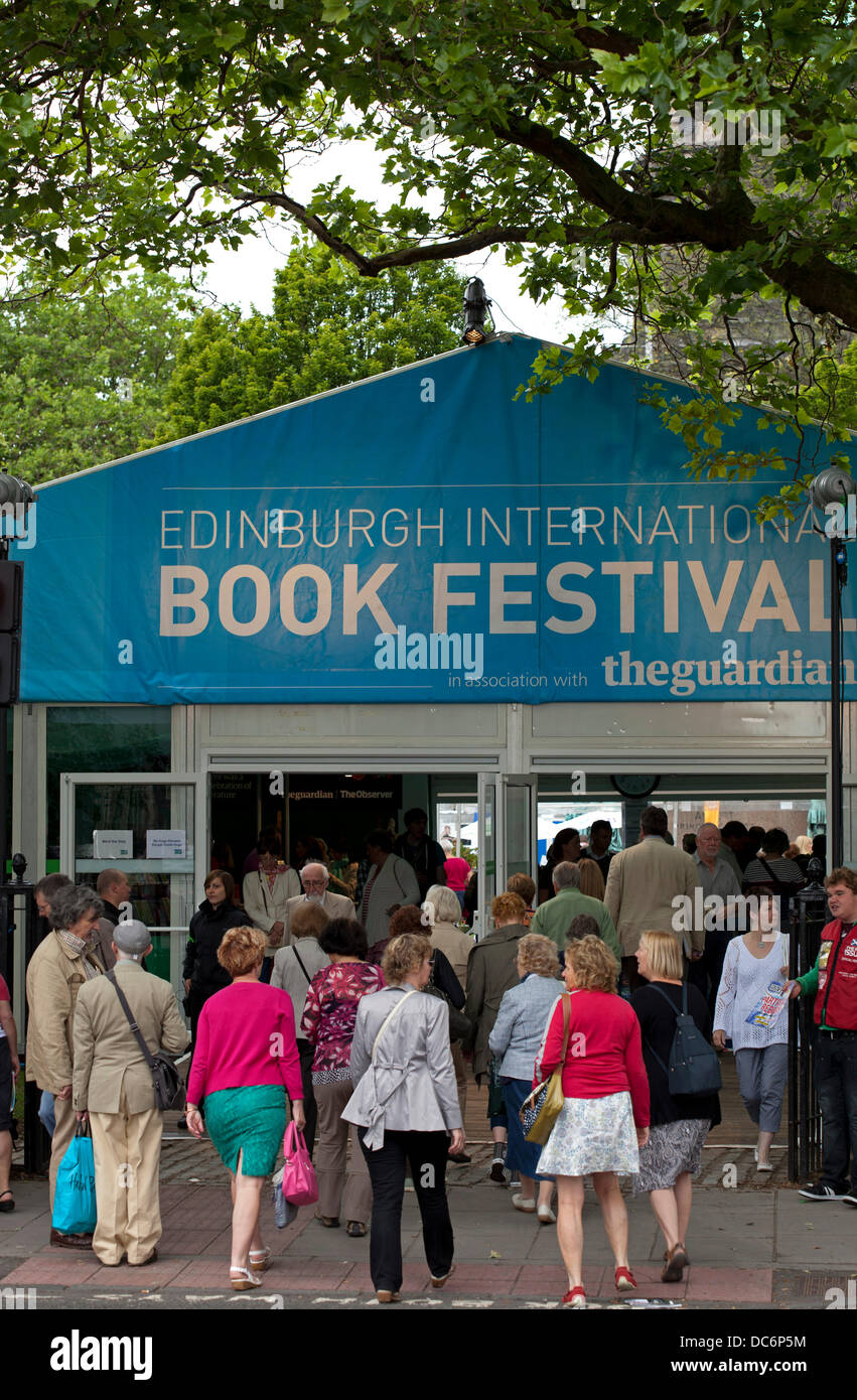 Edinburgh, 10. August 2013, Eröffnungstag der 30. Edinburgh International Book Festival 2013 Stockfoto