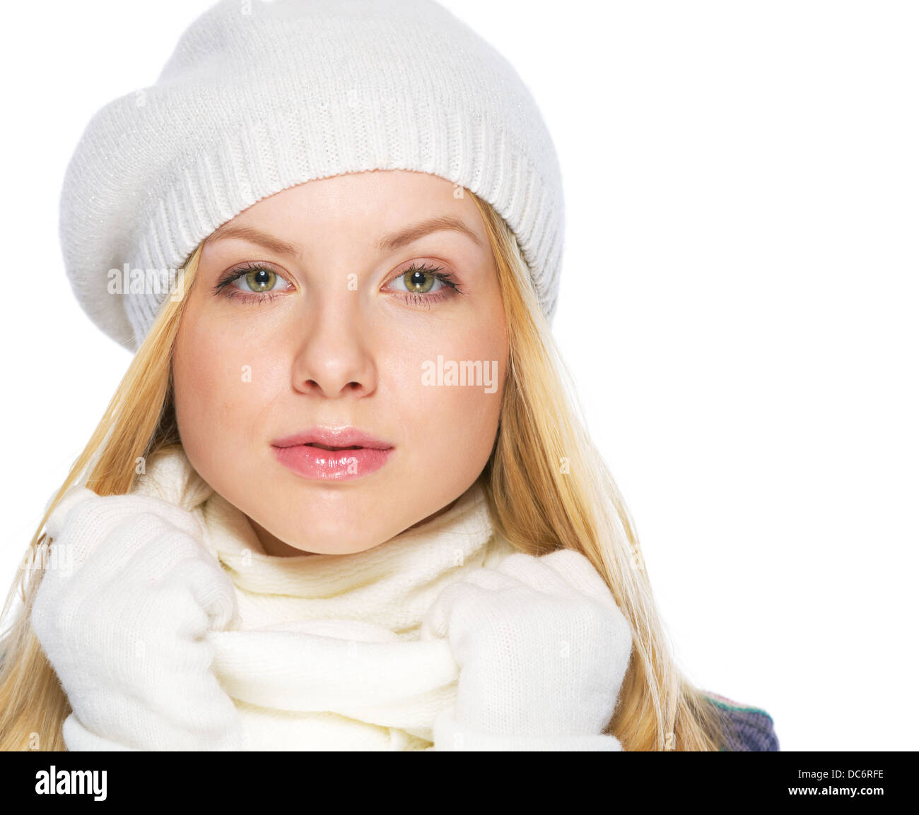 Porträt von Teenager-Mädchen in Winterkleidung Stockfoto