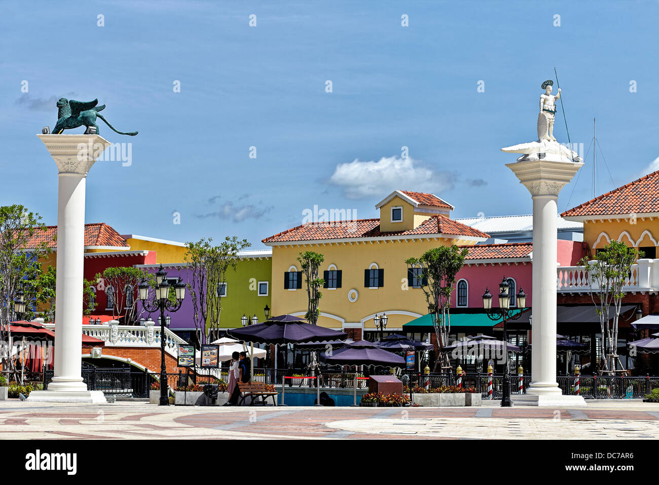 Thailand Einkaufszentrum. Design im Stil Venedigs moderner Einkaufskomplex mit dem Namen "The Venezia" im Hua hin Thailand S. E. Asia Stockfoto