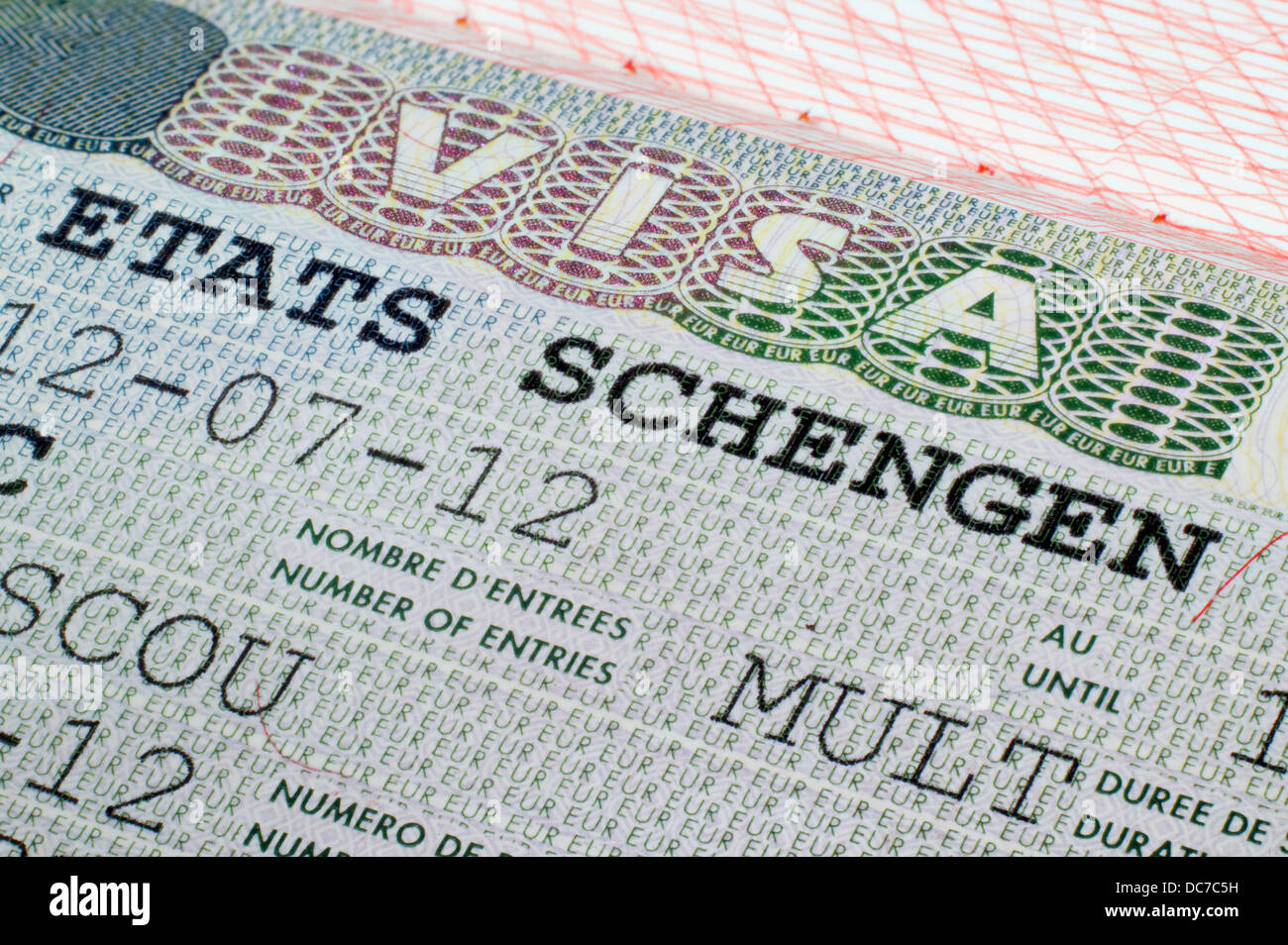 Schengen-Visum im Pass hautnah Stockfoto