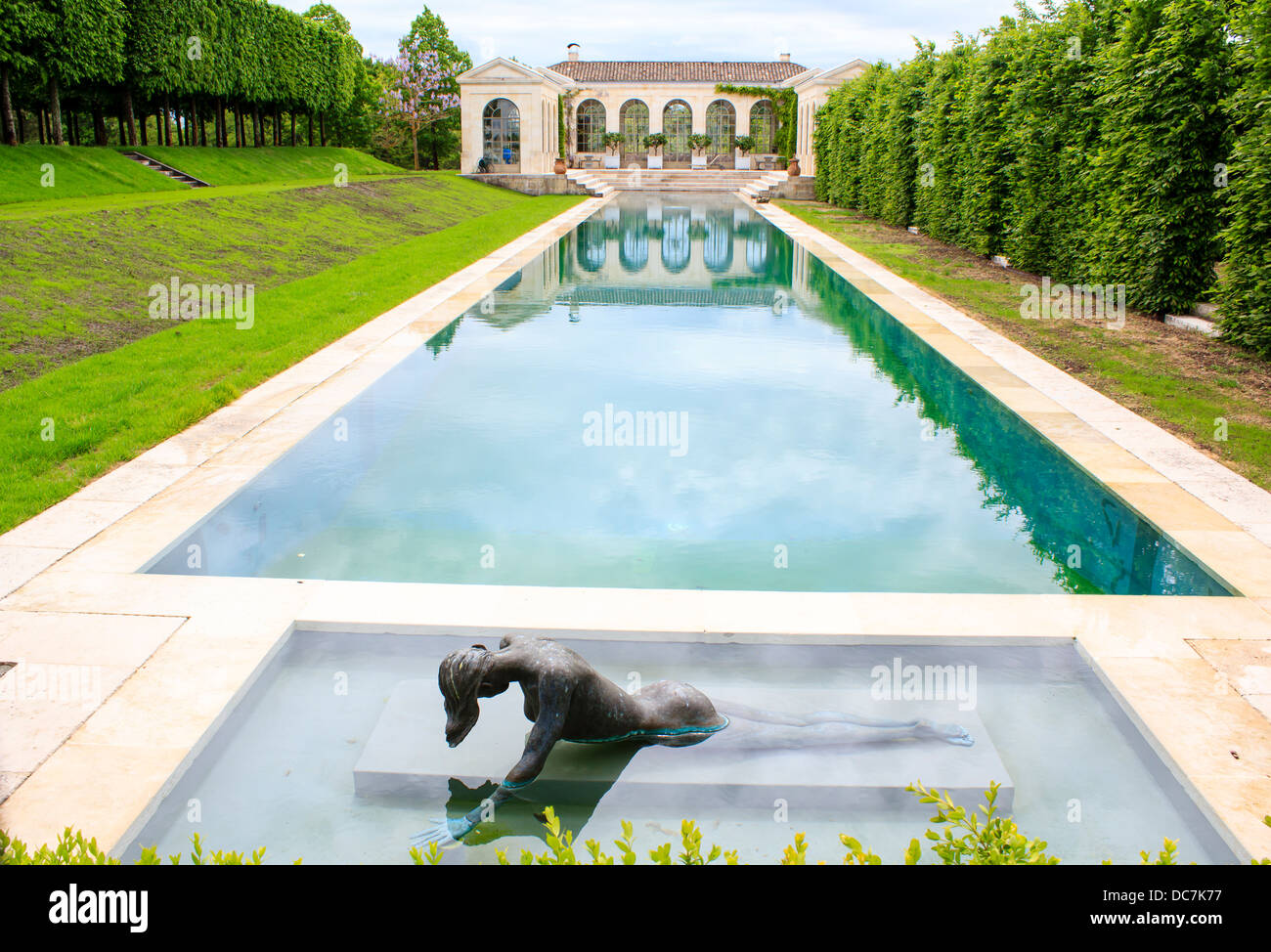 Luxus-Villa mit Pool in Gironde, Frankreich Stockfoto
