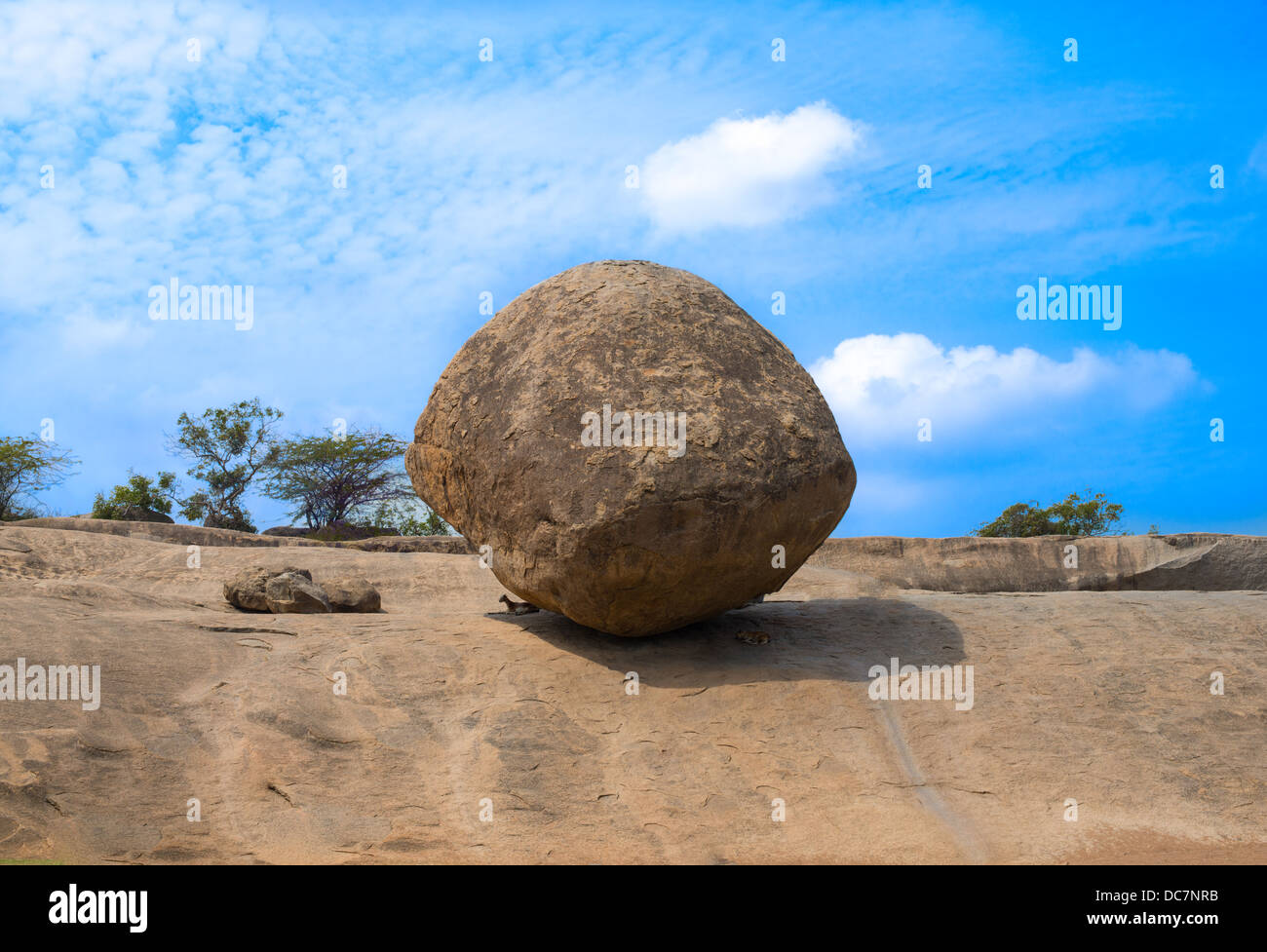 Balance Ball in Mahabalipuram, ein UNESCO-Weltkulturerbe Stockfoto