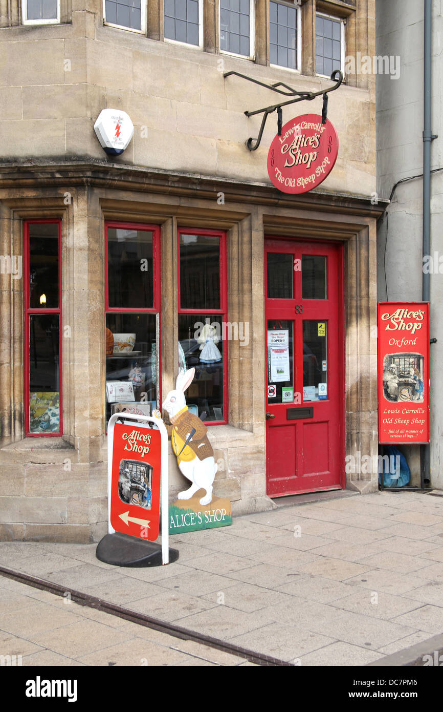 Carrolls Alice-Shop in Oxford UK. Stockfoto