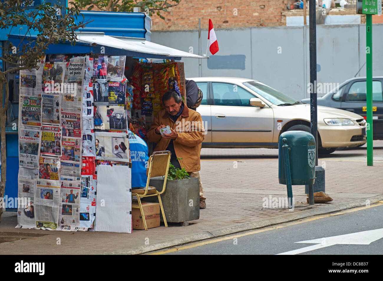 Zeitungsladen, Viertel Miraflores in Lima, Peru. Stockfoto