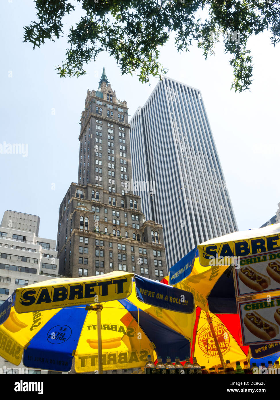 Wolkenkratzer, Fifth Avenue und Central Park South, NYC Stockfoto