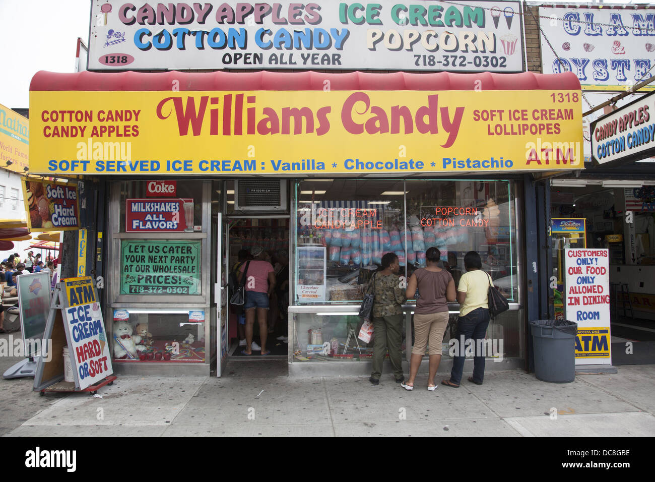 Candy Store, Surf Avenue, Coney Island, Brooklyn, NY. Stockfoto