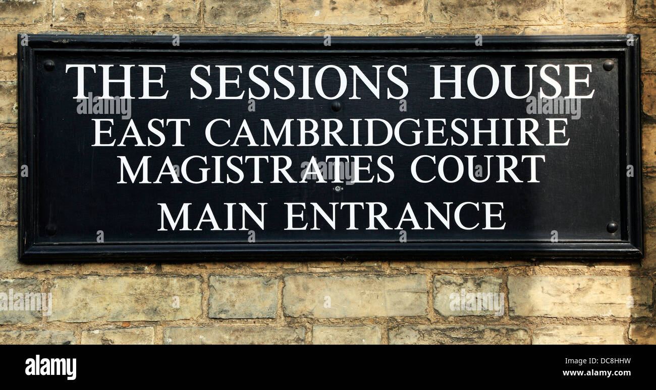 East Cambridgeshire Magistrates Court, Ely, The Sessions House, Schilder, England UK Recht Gerichte Stockfoto