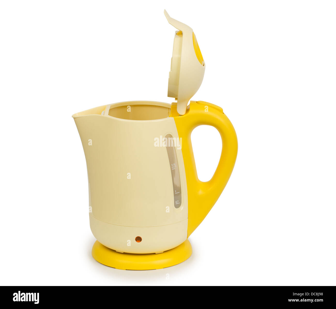Offenen elektrischen Gelber Tee Wasserkocher isoliert auf weißem Hintergrund Stockfoto