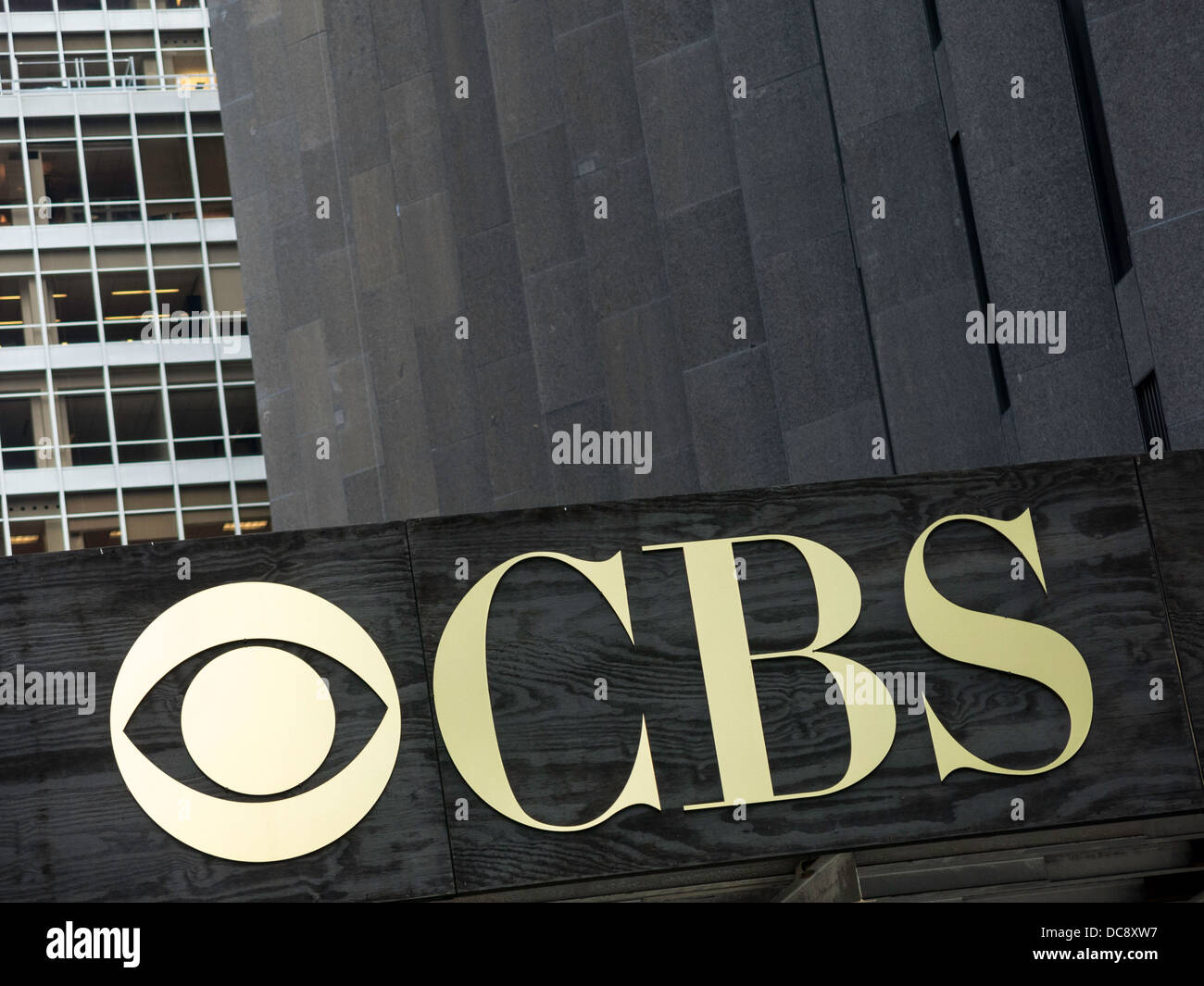 CBS zu unterzeichnen, Logo und Gebäude, New York Stockfoto