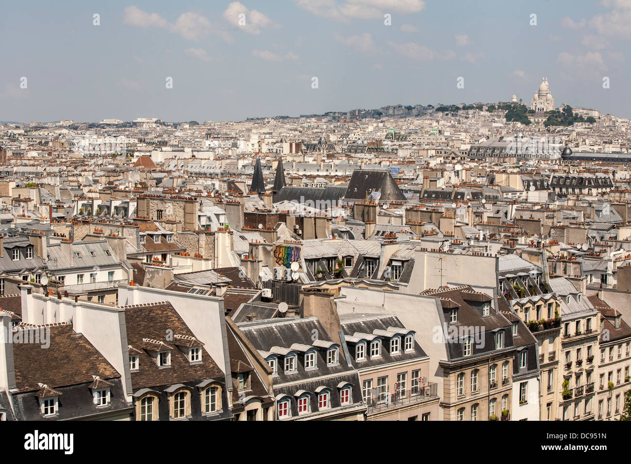 Sacre Coeur Basilika mit Blick auf Paris Stockfoto