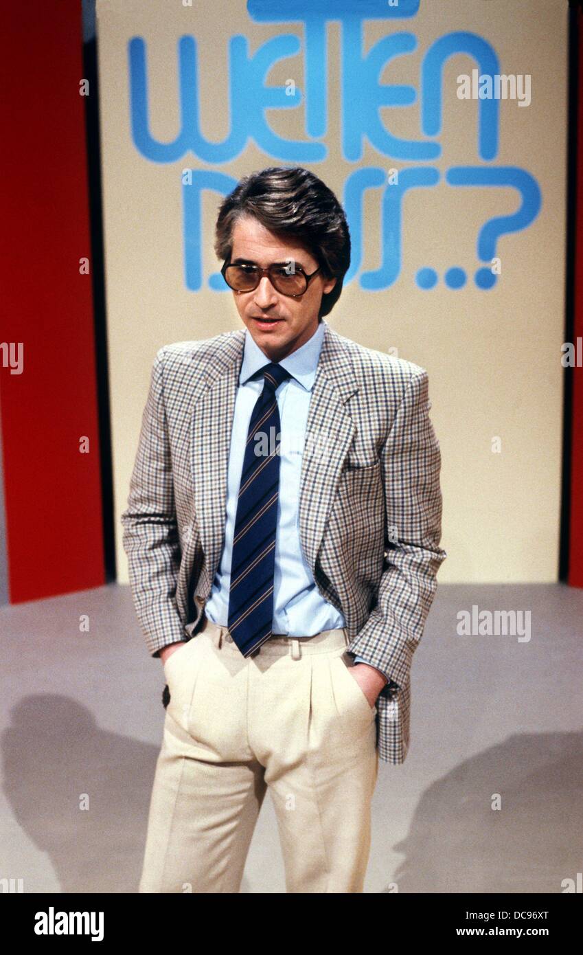 Moderator Frank Elstner präsentiert die ZDFShow "Wetten, dass..?" am