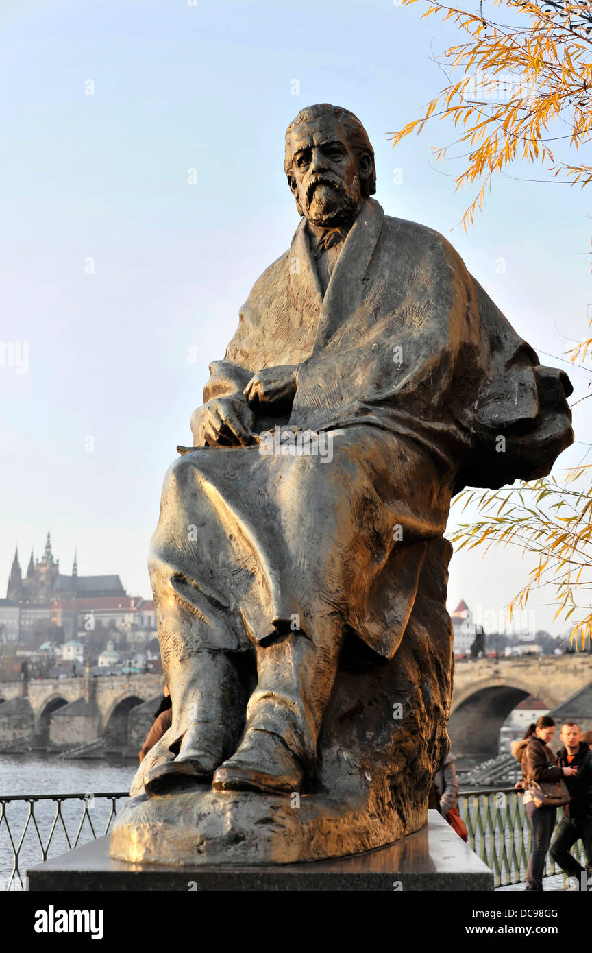 Smetana-Denkmal an der Moldau Stockfoto