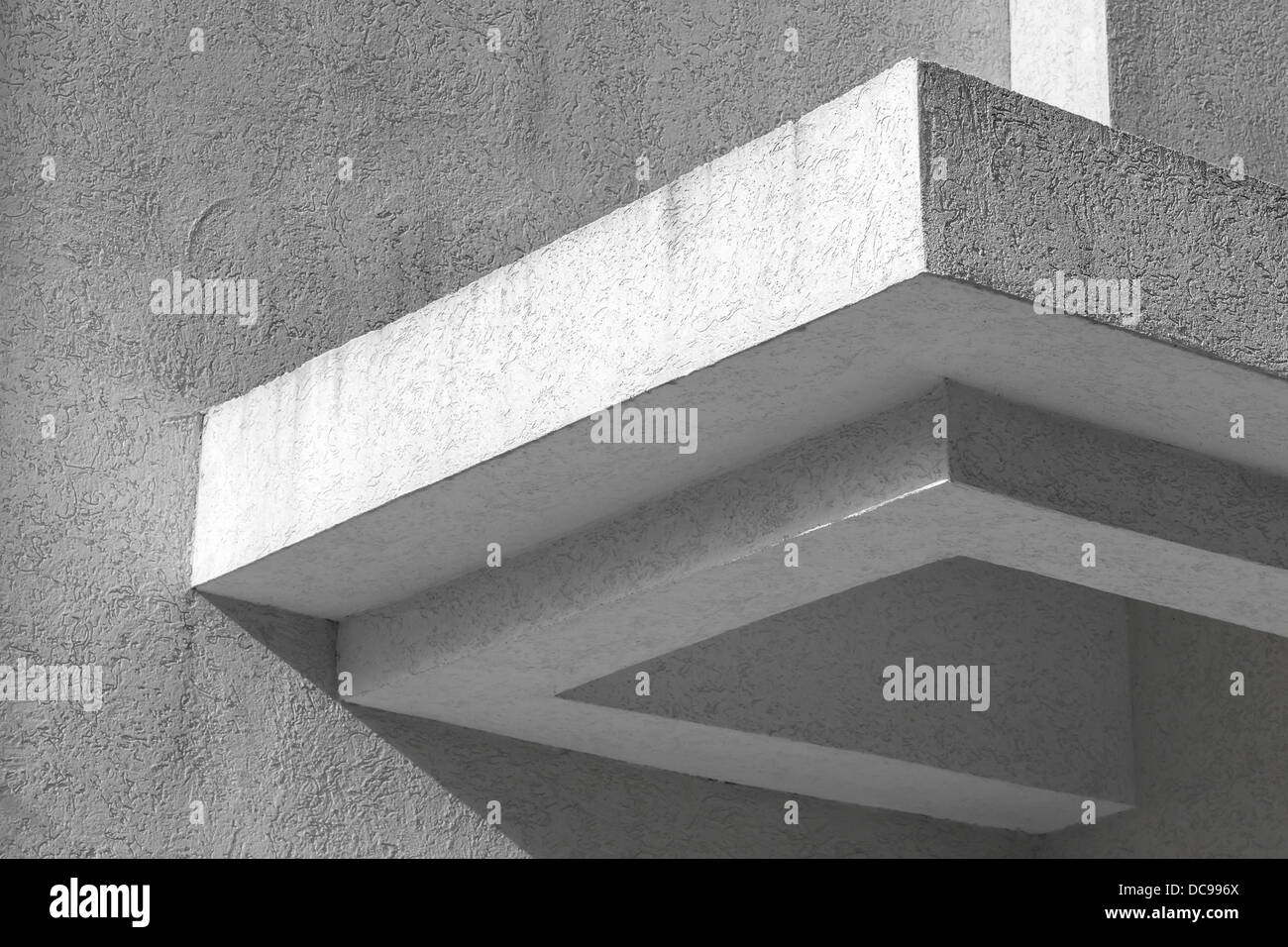 Abstrakte weiße Architektur Fragment mit Wänden und Dekorationelement Stockfoto