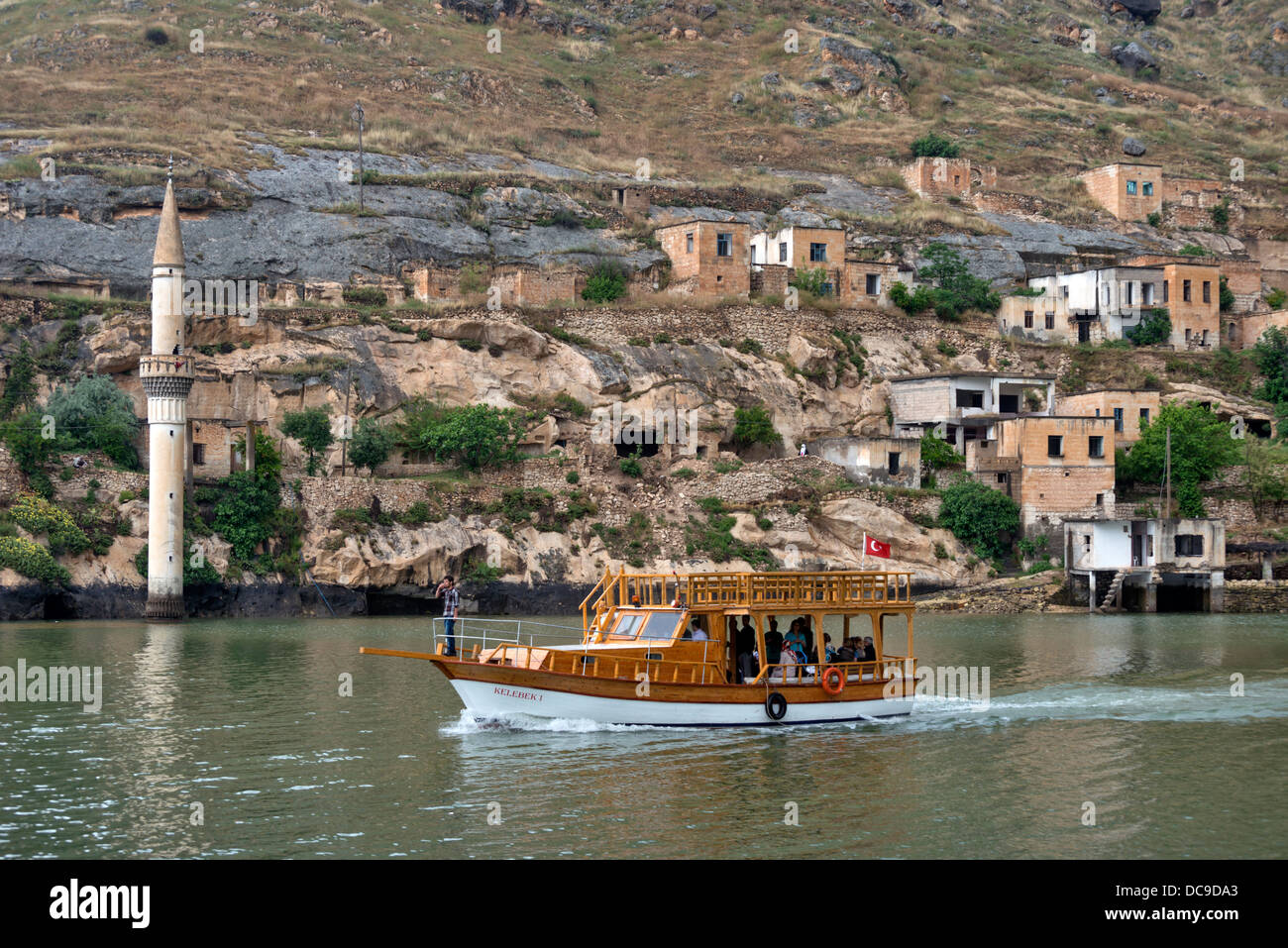 Überfluteten Savaşan Dorf unter Birecik Verdammung See Halfeti Urfa Türkei Stockfoto