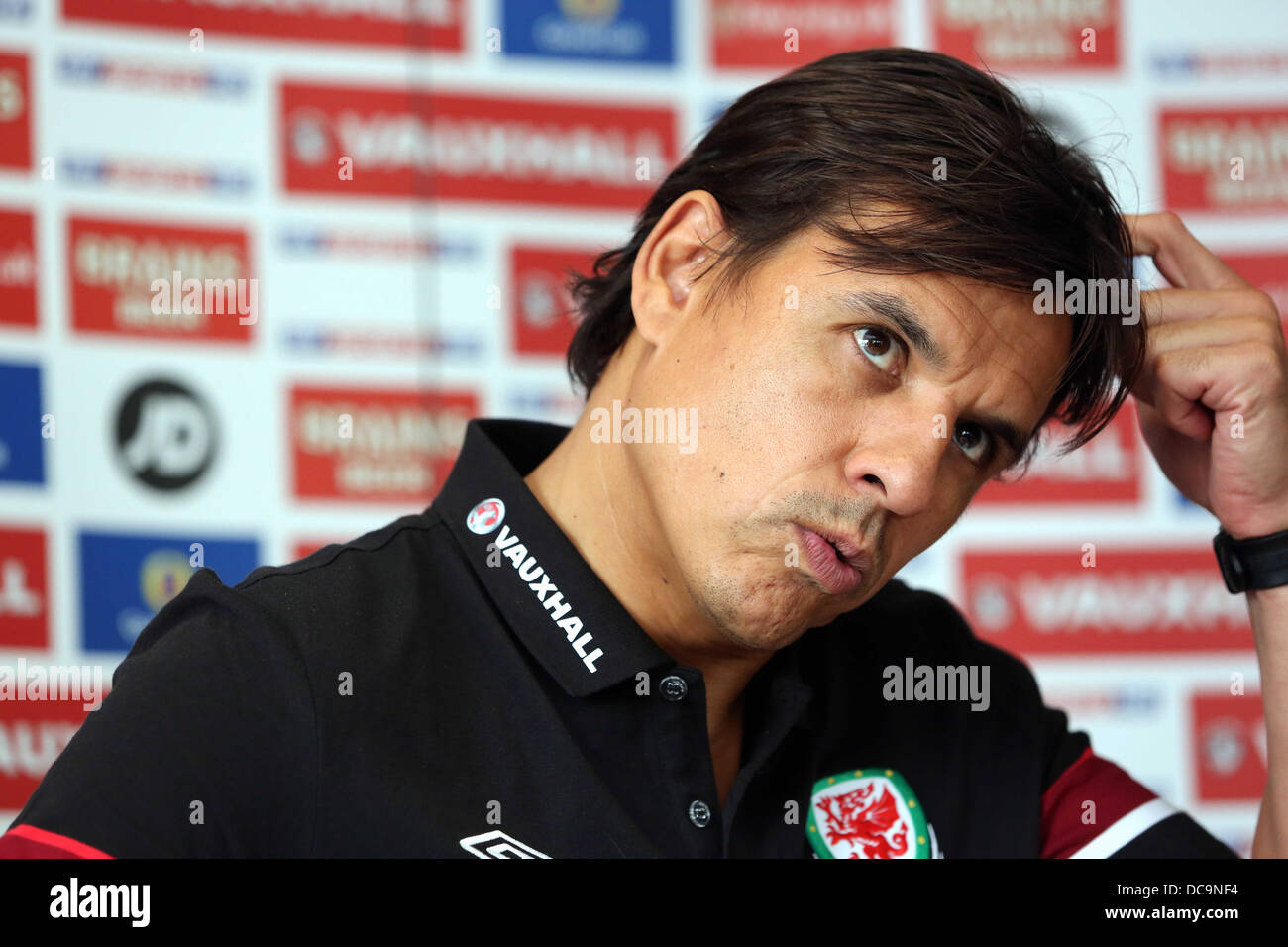 Cardiff, UK, im Bild Dienstag, 13. August 2013: Manager Chris Coleman Re: Football Association of Wales Pressekonferenz vor Wales internationale Freundschaftsspiel gegen Nordirland am St Davids Hotel, Cardiff, Südwales, UK. Bildnachweis: D Legakis/Alamy Live-Nachrichten Stockfoto