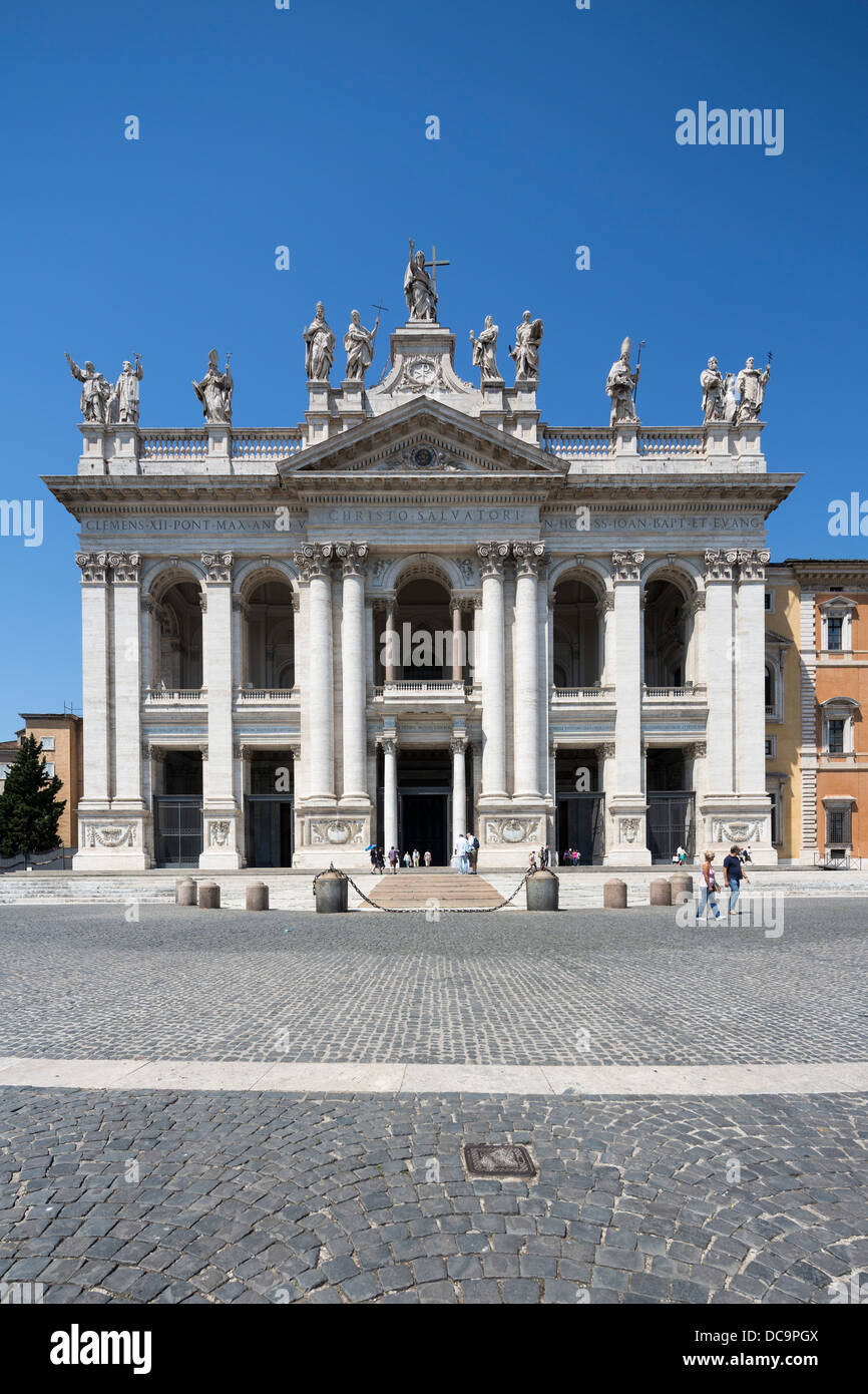 Fassade des päpstlichen Erzbasilika San Giovanni in Laterano, Arcibasilica Papale di San Giovanni in Laterano, Rom, Italien Stockfoto