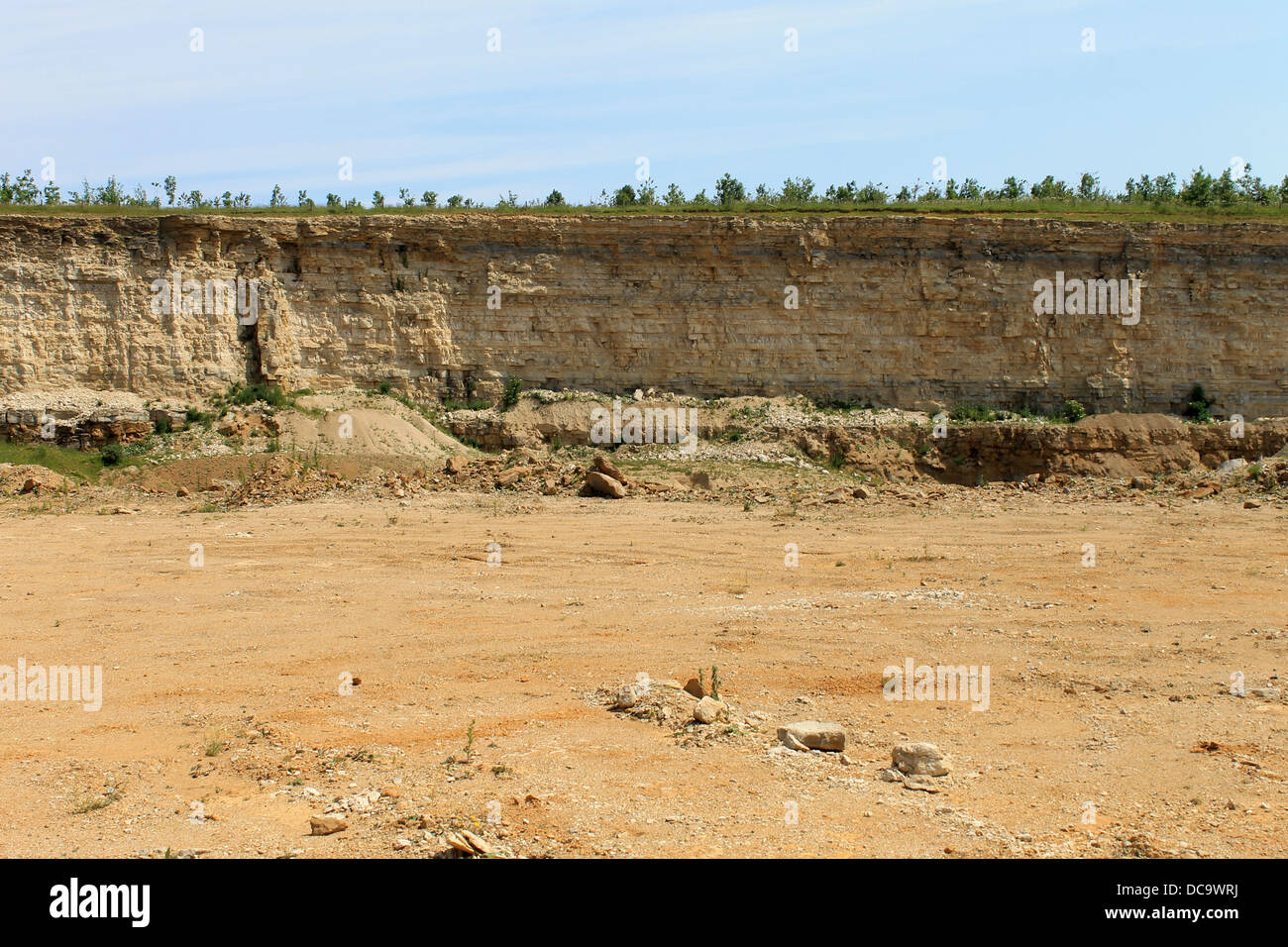 Sceniv Blick in alten verlassenen Steinbruch. Stockfoto