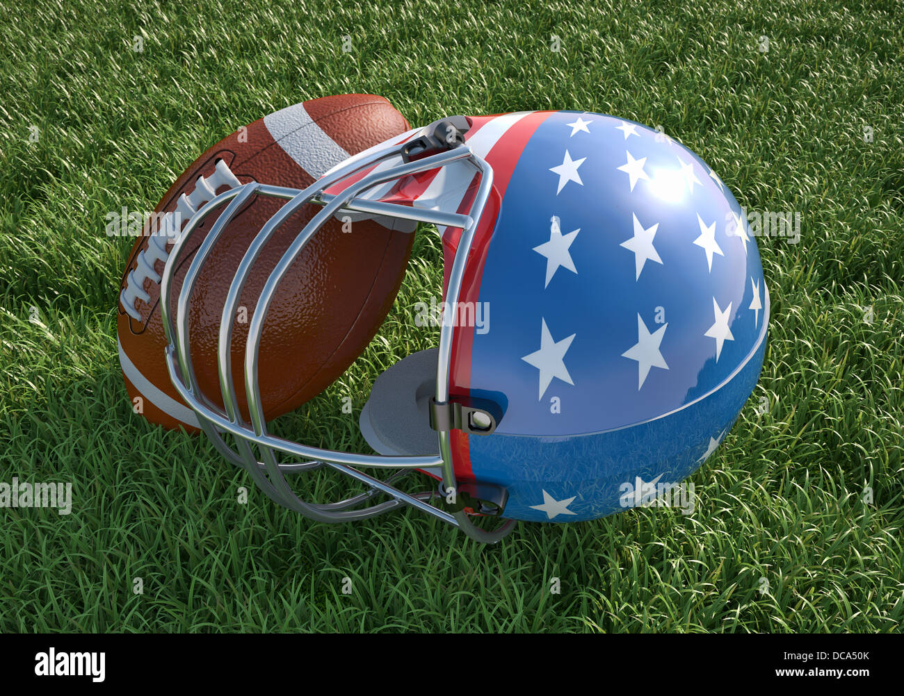 US-amerikanischer American-Football-Helm verziert als amerikanische Flagge mit Sternen und Streifen und Ball, auf dem Rasen. Hautnah. Stockfoto