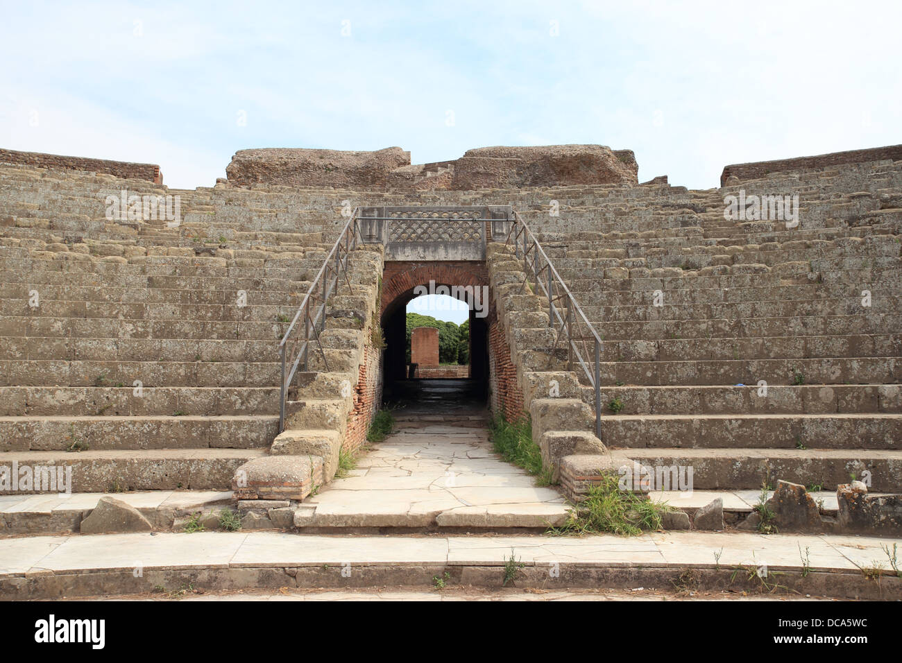 Hafen Im Antiken Rom 5 Buchstaben Altes hafen rom in italien -Fotos und -Bildmaterial in hoher Auflösung
