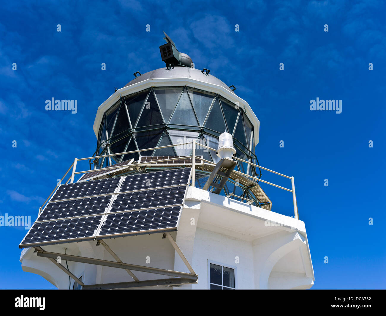 dh Cape Reinga Lighthouse CAPE REINGA NEW ZEALAND Lighthouse Leuchtfeuer Turm Sonnenkollektoren Panel Stockfoto