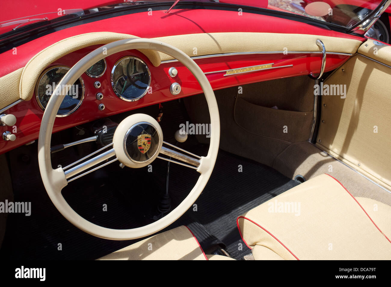 Cockpit des Porsche 356 Cabriolet Stockfoto