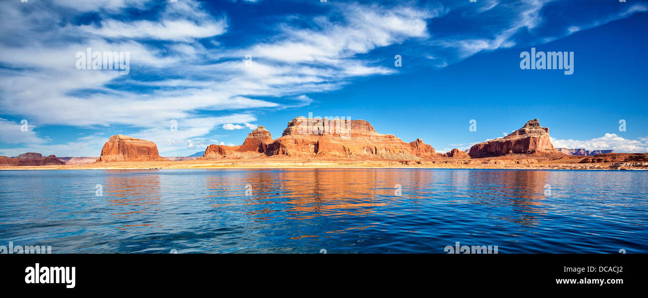 Panorama-Blick auf den berühmten Lake Powell in Page, USA Stockfoto