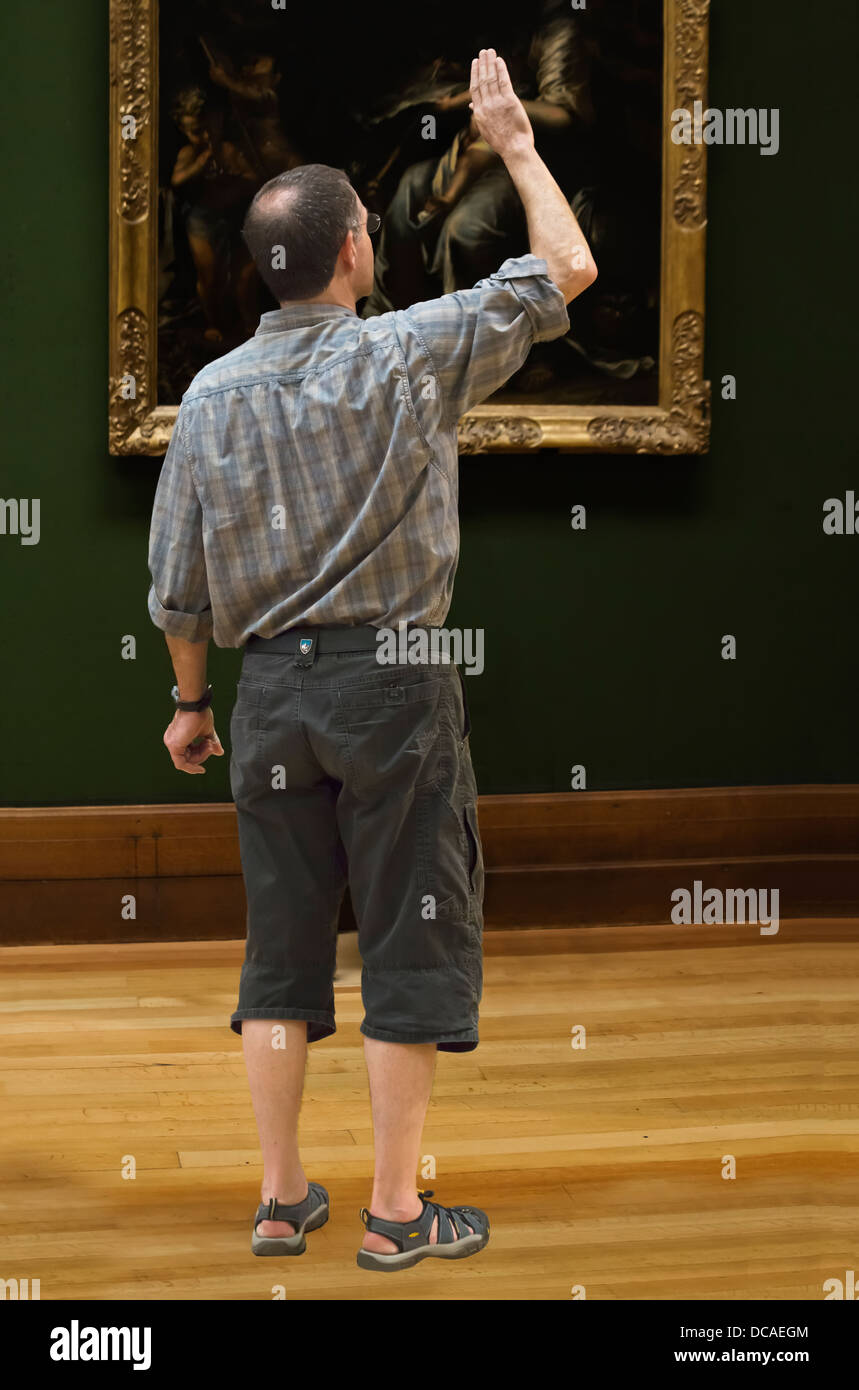 Der Mensch ist in t er Museum. Stockfoto