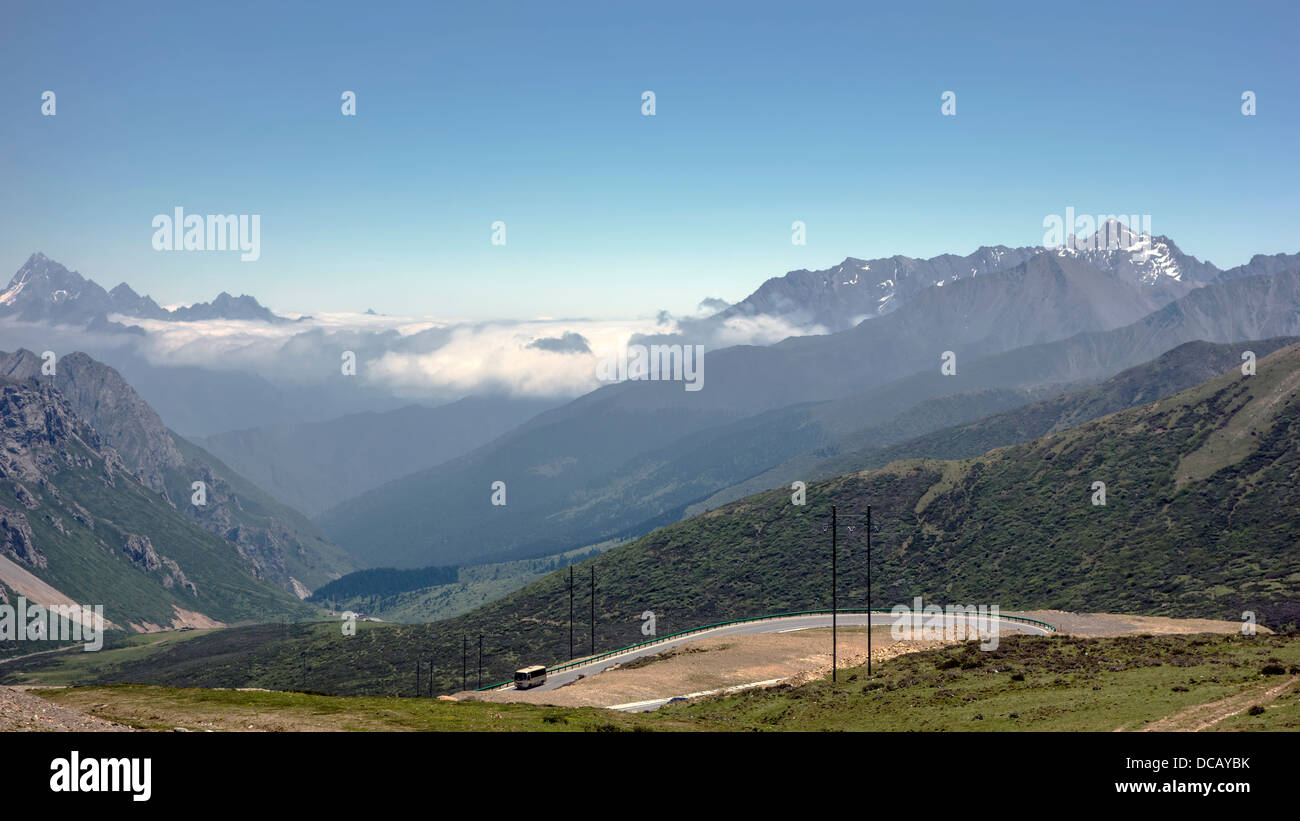 Schöne Berge Landschaft von Sichuan, China Stockfoto