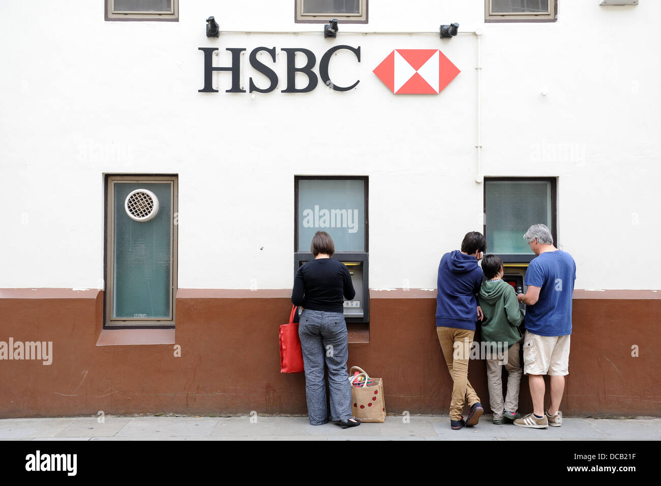 Ein ländlicher HSBC Geldautomat. Stockfoto